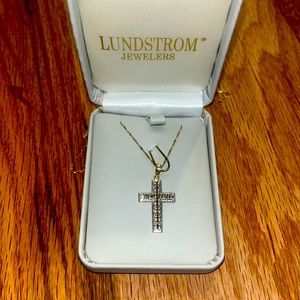 14k gold diamond cut cross necklace